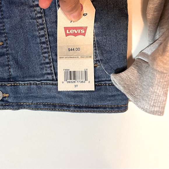 Levi's® Toddler Boys' Indigo Trucker Jacket Med Wash hybrid hoodie  jean jacket - Picture 4 of 10